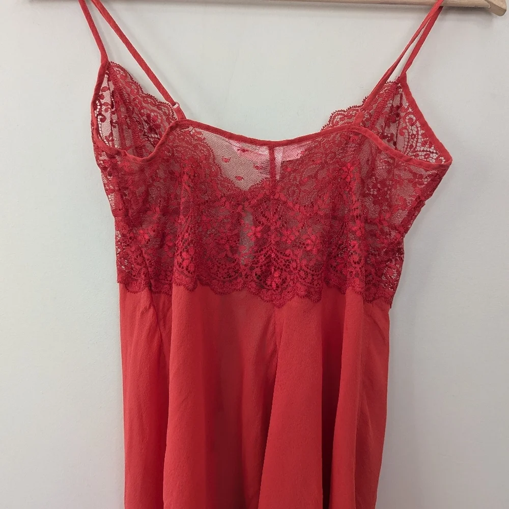 Vintage Victoria's Secret Silk Front Tie‎ Babydoll Lingerie Slip